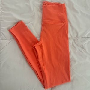 never worn yoga pants